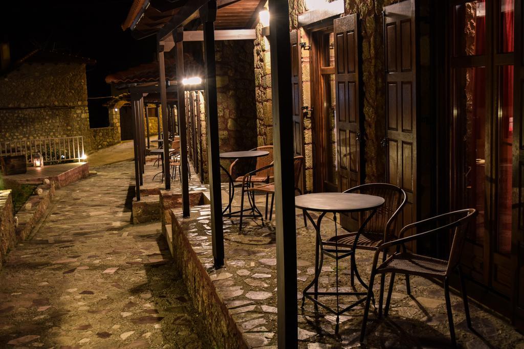 Paliokastro Guesthouse Kato Sinikia Trikalon Exterior photo